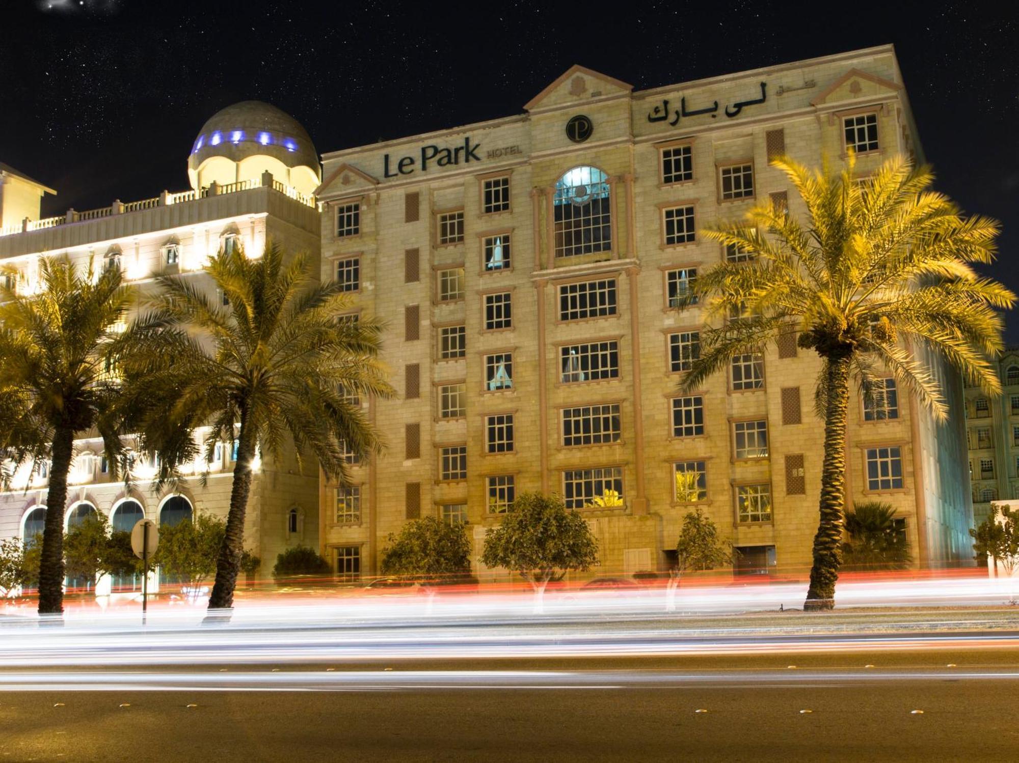 Le Park Hotel Doha Eksteriør billede