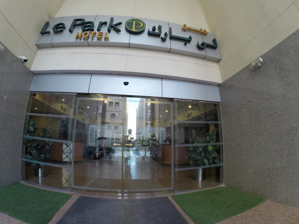 Le Park Hotel Doha Eksteriør billede