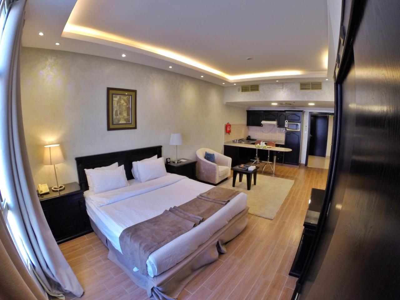 Le Park Hotel Doha Eksteriør billede